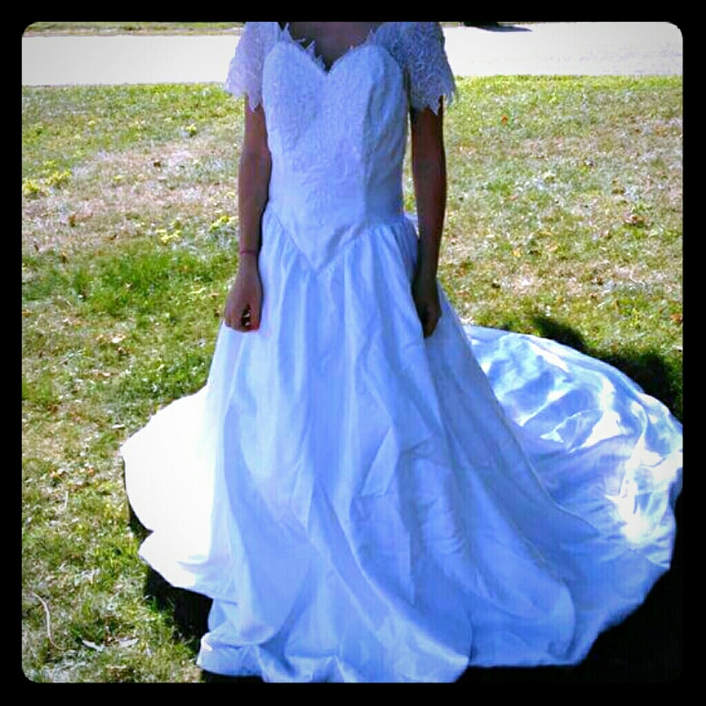 Wedding dress